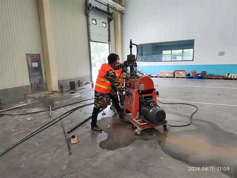 曲沃厂房地面下沉塌陷注浆加固施工